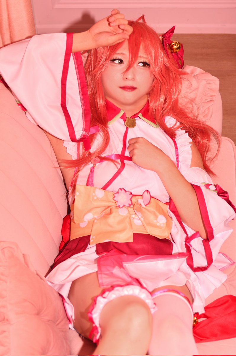 ホロライブ/Hololive
さくらみこ🌸 #hololivecosplay

『みこぴー？こっちおいで？』

📸： <a href="/7216ma/">まちゅりす🏮🌸(🌿×2)etc... ホロリス写真部</a>
Studio： <a href="/cherishstudio/">【公式】チェリッシュスタジオ</a>