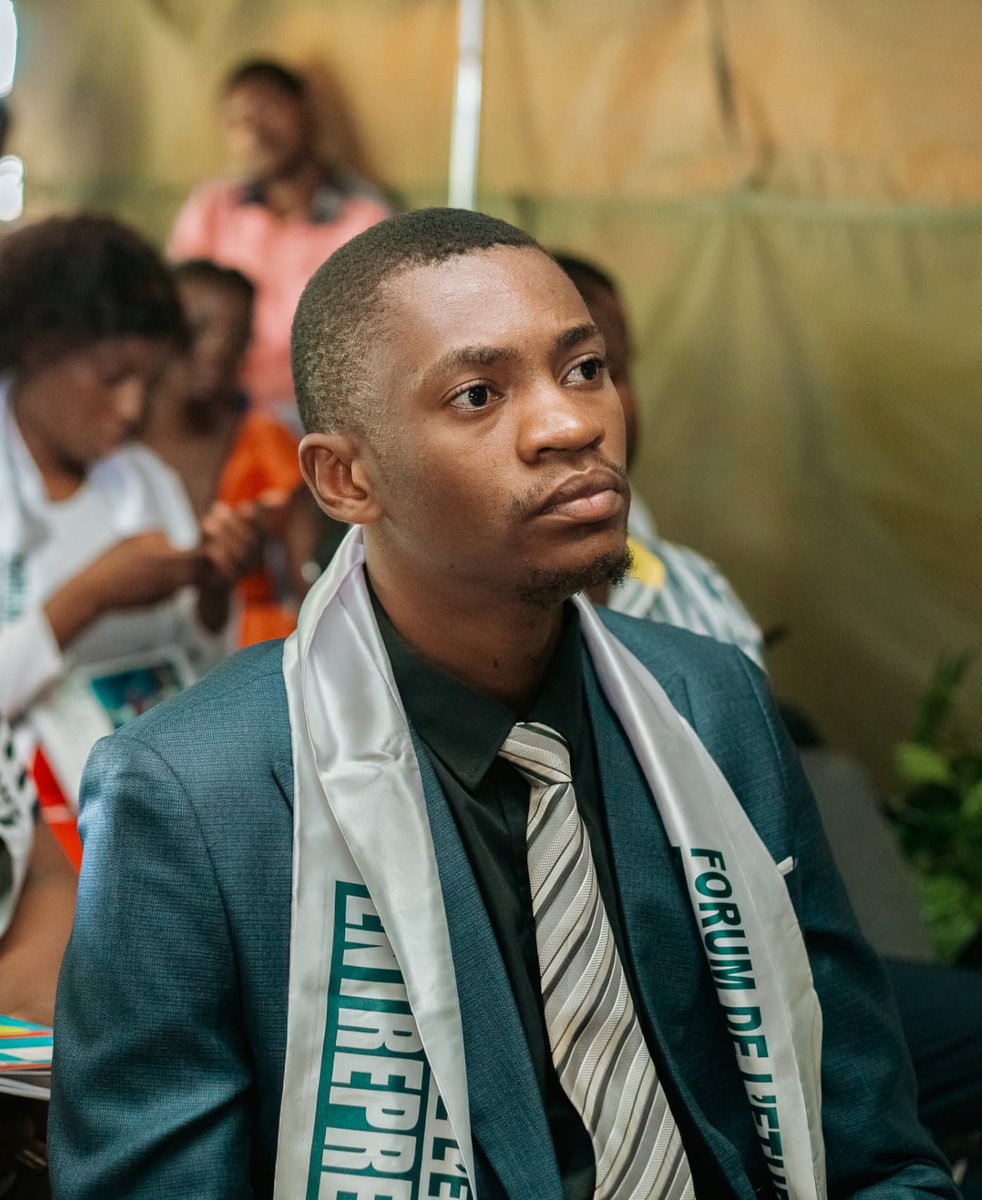 La  souffrance de la population congolaise se résume en un seul mot ; l'absence d'état 

#vaillanthero