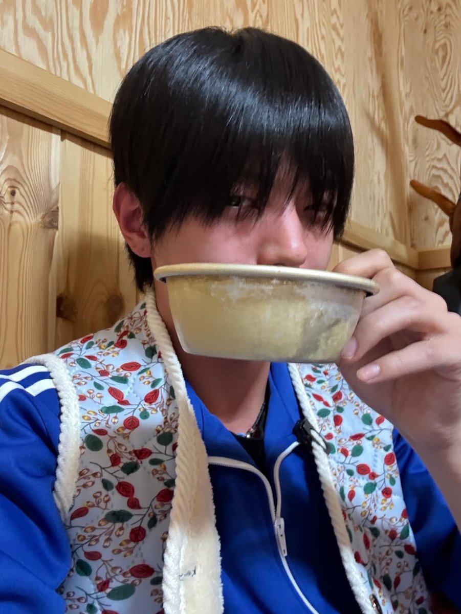 비포　　　　　　　　　　  　　　에프터

얼굴색차이좀보실붐ㅅㅂ