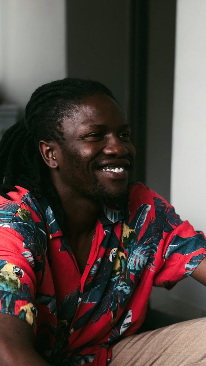 Sun-kissed Sunday, sweet serenade vibes 🎶❤️ Caught in the melody of 'Stuck on You' 💕 Let the rhythm take you away #SundayVibes #StuckOnYou #SundayFundae