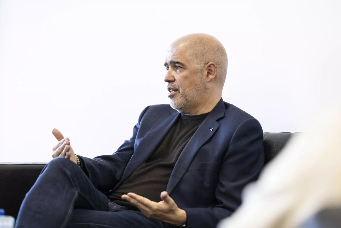 CCOO's tweet image. ✍🏻 @UnaiSordo, Secretario general de @CCOO: &quot;Junts opta por una política de tierra quemada&quot; que impide medidas como la reducción de jornada.  

Además, el Secretario General de CCOO advierte: &quot;Ser más productivos cobrando menos es una condena al fracaso.&quot;

El líder sindical en la…