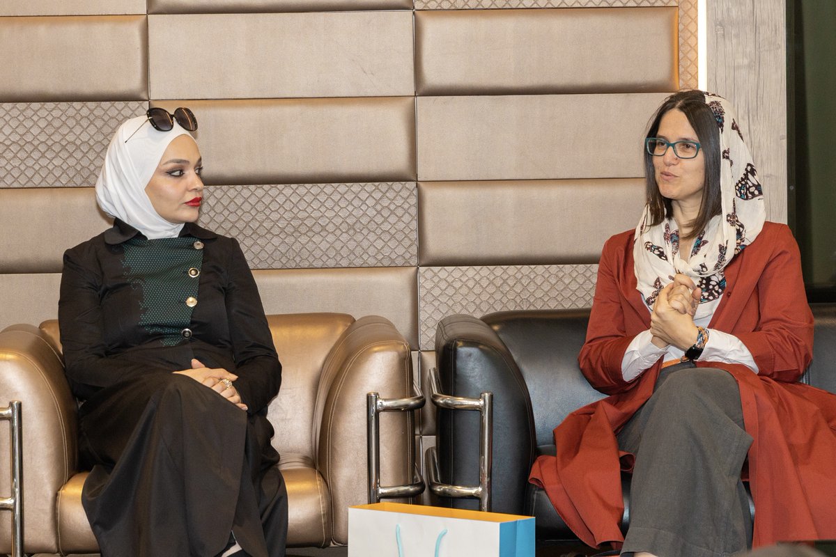 CSH_PSU's tweet image. The College of Sciences and Humanities at #PrinceSultanUniversity hosted Dr. Sarah Pinto from the University of Leeds during her visit to Riyadh. She participated as a keynote speaker at scientific forums on translation, language, and communication to explore potential academic…