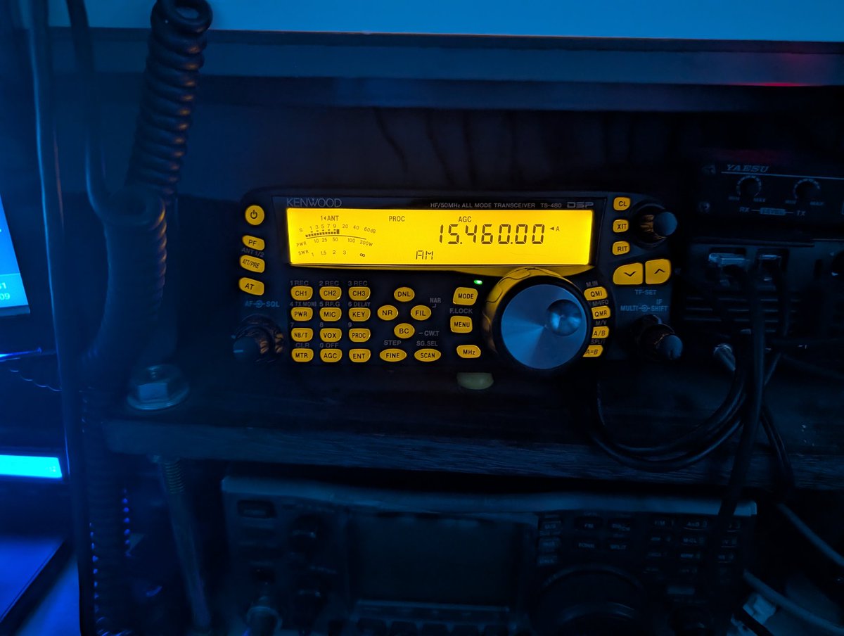 日曜だったか
休みがないのでいまいちピンとこないな
今日のSは9から20dBでQSB
ホレあった
#アナログ短波日本語放送フレンドシップラジオ
が、正式なのか？
元　#KTWR かな？