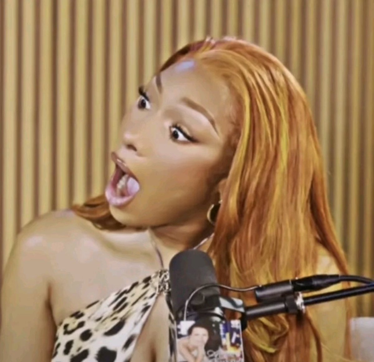 _daaniloo_'s tweet image. La cara de S1l35 cuando le diga que he puesto un ablativo de circunstancia concomitante