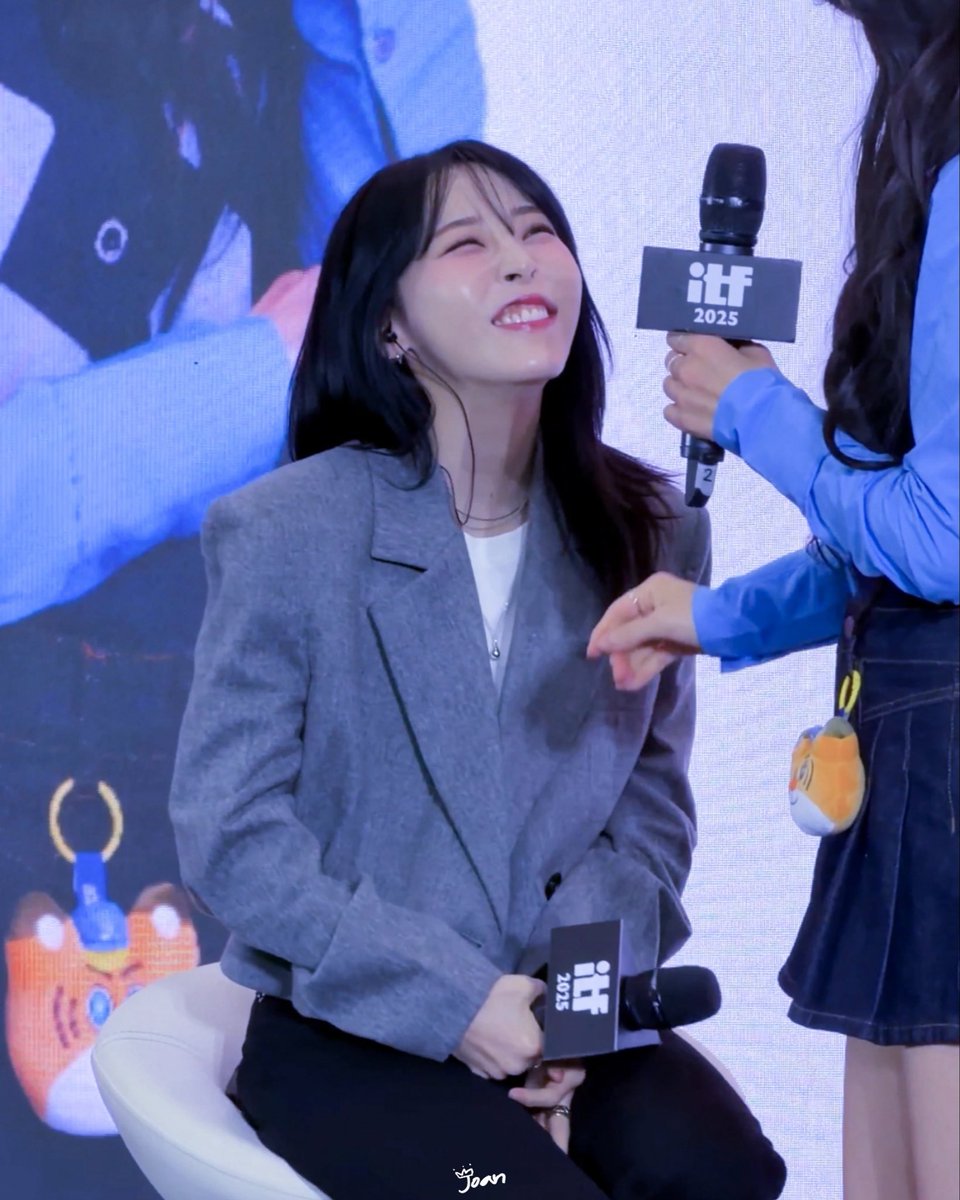 joan_0117's tweet photo. 귀요미～🫠

#moonbyul #문별 #문별이 https://t.co/fM22MfPMPT