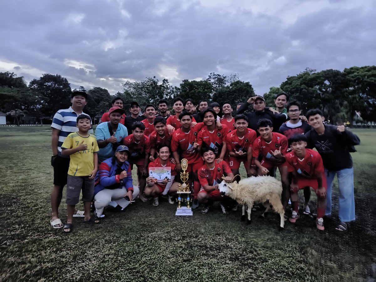 Traditional football