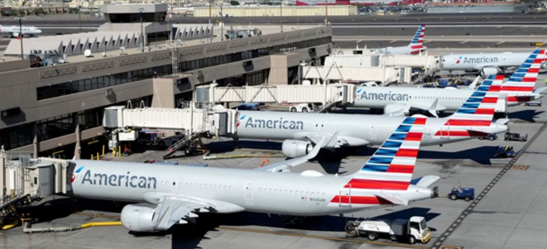 அமெரிக்காவில் 1,400க்கும் மேற்பட்ட விமான சேவைகள் இரத்து

அமெரிக்காவில் சனிக்கிழமை (08) ஒரே நாளில் 40 விமான நிலையங்களில் 1,400க்கும் மேற்பட்ட விமான சேவைகள் இரத்து செய்யப்பட்டுள்ளன.

அமெரிக்காவில் ட்ரம்ப் ஜனாதிபதியாக பொறுப்பேற்ற பின்னர் குடியேற்ற கொள்கை, பிற நாடுகள் மீது வரி