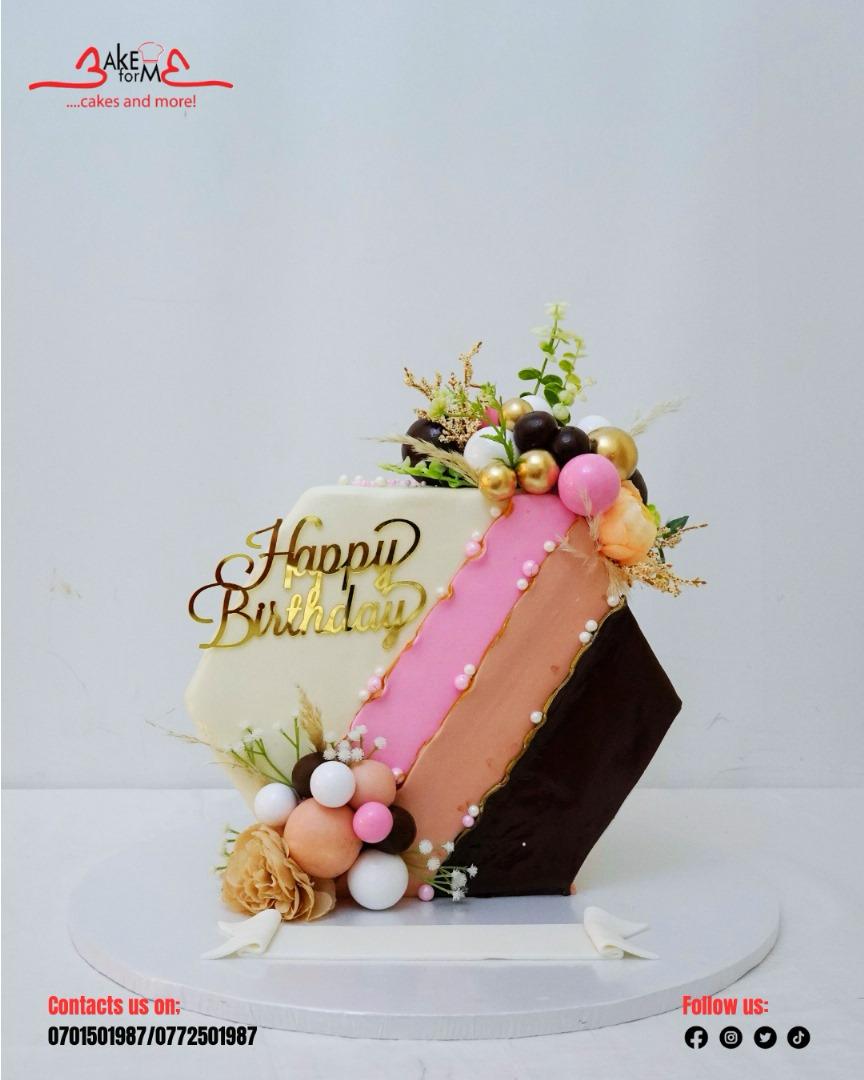 bake_4_me_ltd's tweet image. Your birthday deserves to be celebrated in style! 

Call 0772501987 or whatsapp 0701501987 to place your order! 

#birthdaycake
#cake #Bake4me