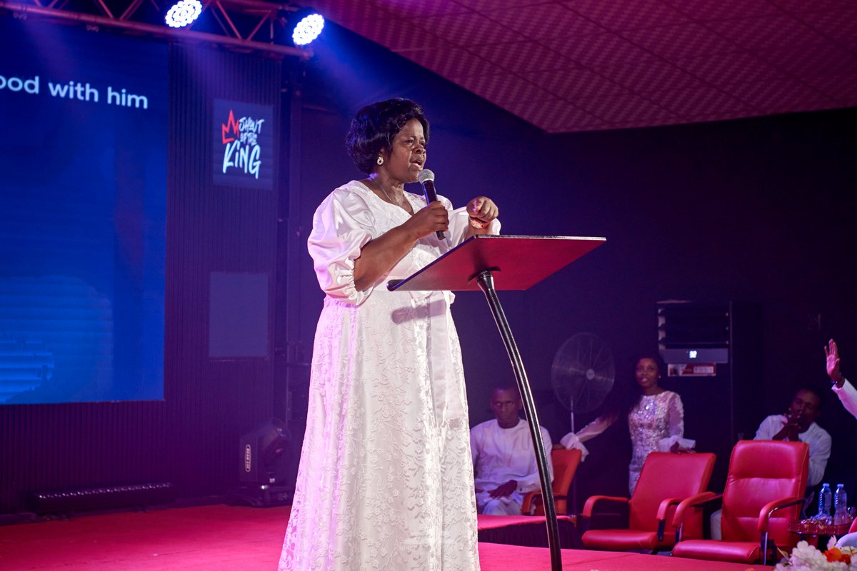 Hotrminna's tweet photo. All the way from Malawi, Pastor Lydia. We love and honor your grace!

#SUNDAYASERVICE #SHOUTSUNDAY #SHOUT7 #HOTR #HOTRMINNA #SERVICE #1000Xo https://t.co/qTUAwmYLLU