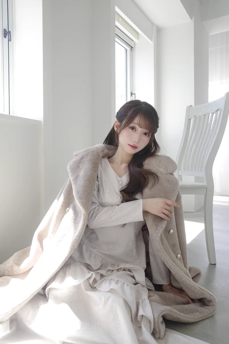 大谷 映美里 в X: „ロゼミュ明日発売です ꉂ • ༚ • ིྀต💞🎀 アウターが