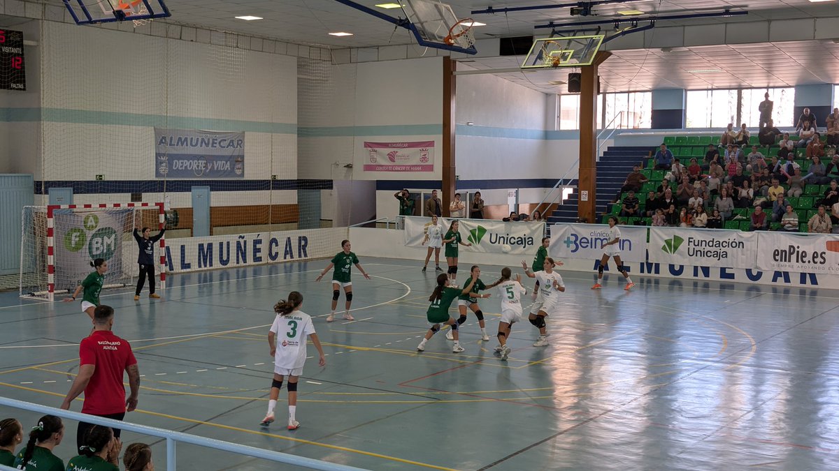 🏆 ¡Llega la Gran Final del CTO Promesas! 🏆
El trabajo y la ilusión nos han traído a este momento: ¡Almería ⚔️ Málaga! Un auténtico espectáculo el que estamos viviendo hoy en <a href="/AlmunecarAyto/">Almuñécar-Herradura</a>.
Mucha suerte a ambas selecciones. ¡A disfrutar y que gane el balonmano andaluz!