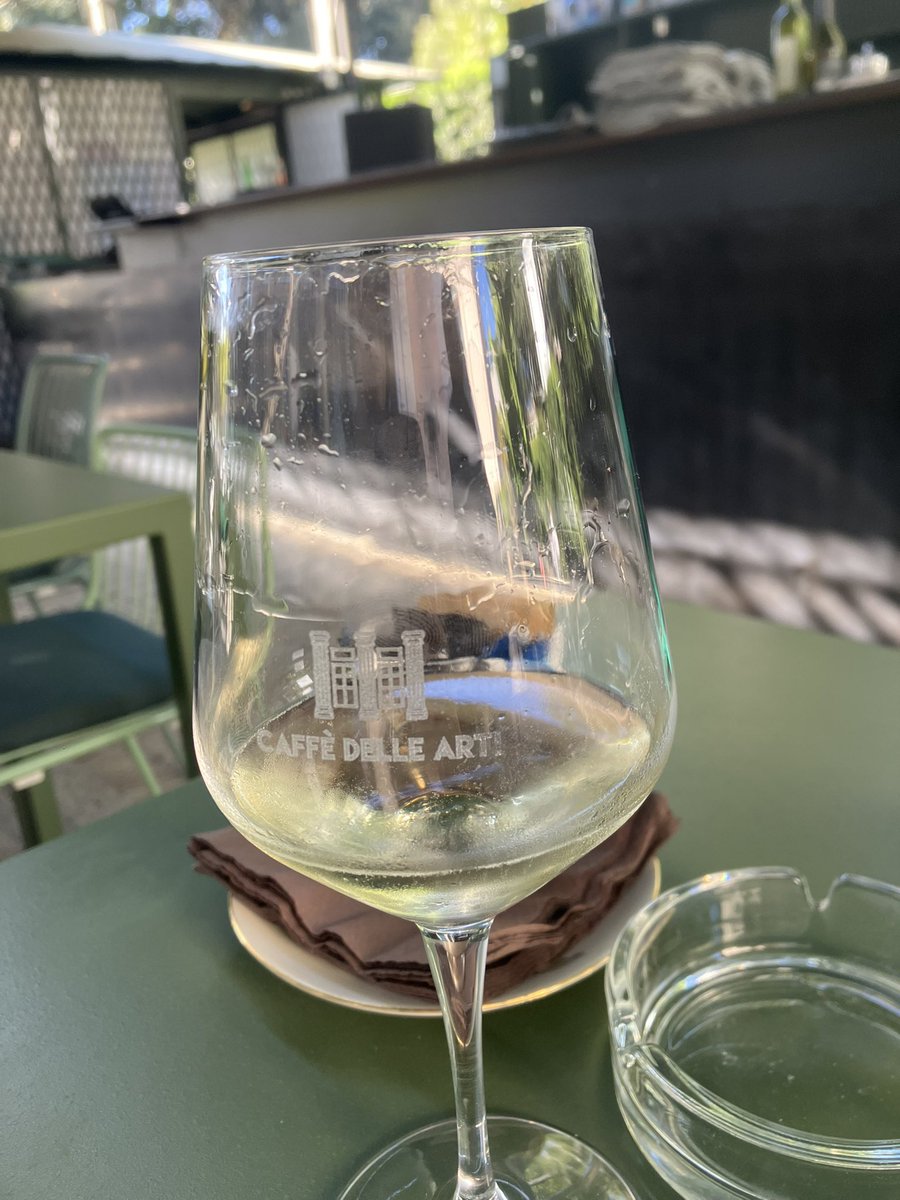 Dopo due ore di allenamento, a Villa Borghese è stato necessario integrare i sali minerali!