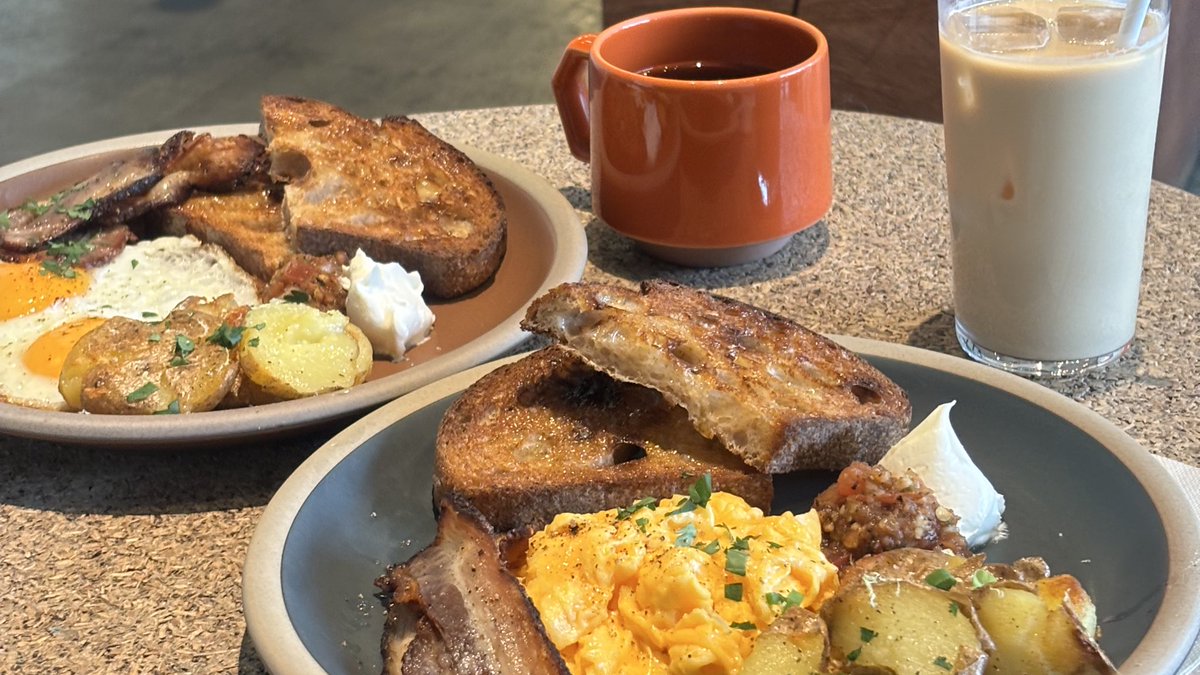 CHOMO様 黙って真正面をはる