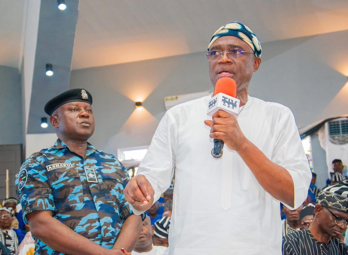 benuestategovt's tweet photo. PRESS STATEMENT

GOVERNOR ALIA APPRECIATES  IJIR TAMEN I TIV FOR ENDORSING HIM FOR SECOND TERM.

Sunday, November 9, 2025

The Governor of Benue State, Rev. Fr. Hyacinth Iormem Alia wishes to express his profound gratitude to the Ijir Tamen I Tiv (Supreme Council of the Tiv Nation), ably led by the Supreme Leader of the Tiv Nation, His Royal Majesty, Orchivirigh Prof. James Iorzua Ortese Ayatse, Tor Tiv V, for endorsing him for a second term as Governor of Benue State.

He says, "this historic pronouncement and unique gesture, coming from the apex traditional authority of the Tiv Nation, is both humbling and deeply inspiring. 

"It represents an overwhelming vote of confidence in my leadership, integrity, and the transformative strides already being witnessed across the state under my administration".

The Governor sincerely appreciates Ijir Tamen for identifying and acknowledging the tremendous work done so far in transforming Benue on the path of development, peace, and prosperity. 

He remains ever committed to his covenant with the people, viz, to rebuild, renew, and restore Benue with transparency, equity, and compassion.

He says, "this endorsement by the Tiv Supreme Council reaffirms the unity, wisdom, and foresight of our revered traditional institution. It is also a testament to the collective resolve of the Tiv people and indeed all Benue citizens to consolidate on the progress we are making and to ensure continuity of good governance".

His Excellency assures the Tor Tiv and the entire Ijir Tamen I Tiv, saying, "this honour will only strengthen my dedication to serve with even greater zeal, humility, and accountability". 

He reiterates his pledge to continue promoting inclusivity, fairness, and sustainable development for every community across Benue State.

The Government once again expresses heartfelt appreciation to the Ijir Tamen I Tiv, the six ruling houses of, Kwande, Jemgbagh, Lobi, Jechira, Gwer and Sankera, and the entire Tiv Nation for this show of love, trust and solidarity.

He says, "together, as the Almighty God continues to reign, we will forge ahead to make Benue a land of peace, progress, and shared prosperity".

Tersoo Kula, mnipr
Chief Press Secretary to the Governor
Benue State Government

#thealiamagic #gafforohitty #ohittyisworking #hitmanmedia #onlinecommunity #localcommunity #RenewedHope 👊👊