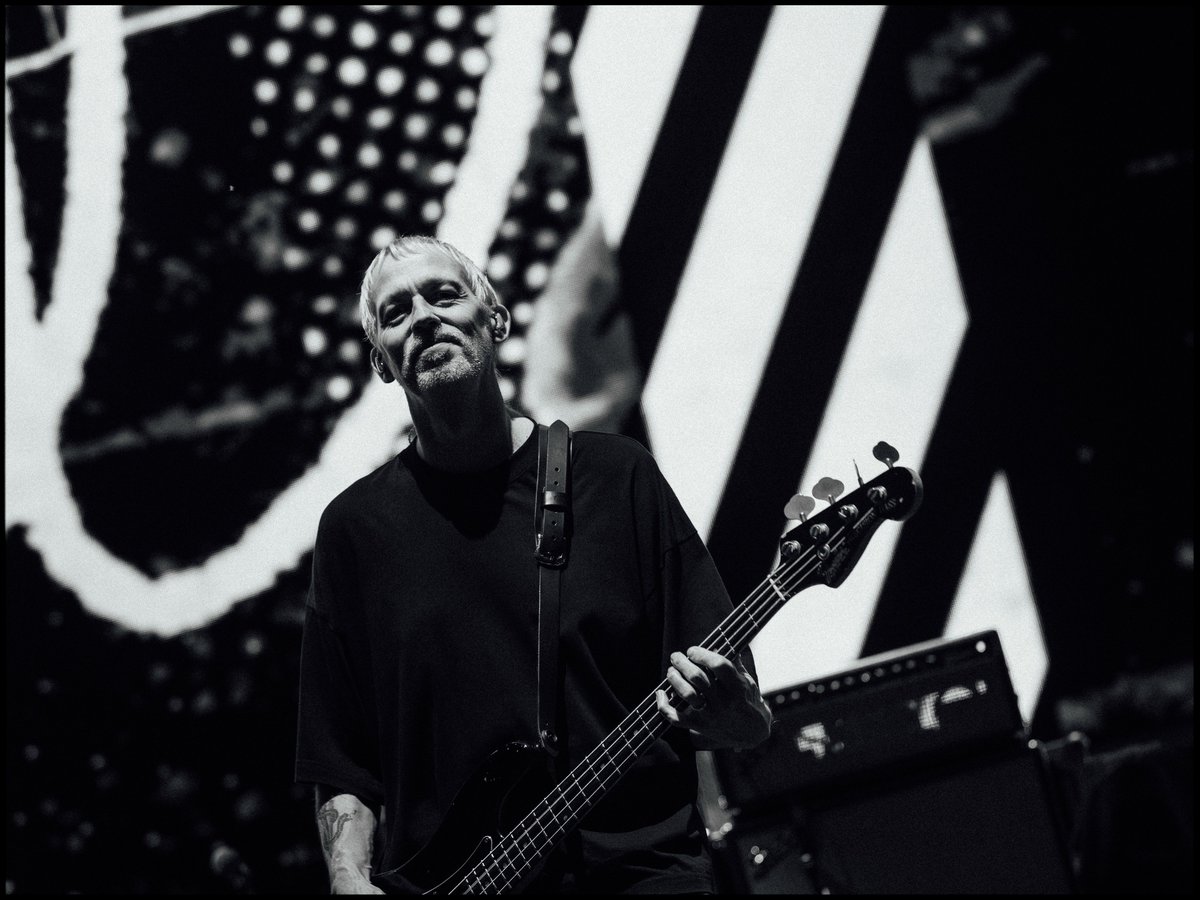 oasis's tweet image. 