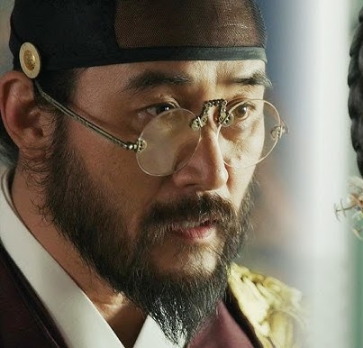 이런 타입들은 빡치지만 높은 확률로 안경도 잘받음