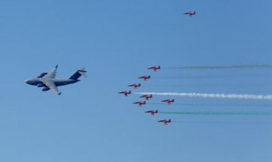 himantabiswa's tweet photo. Glimpses from a memorable #FlyingDisplay2025.🛩️
Never imagined we would ever get to witness this in Guwahati.
Thank you, @IAF_MCC. 🇮🇳 https://t.co/2mpTJl0Hcy