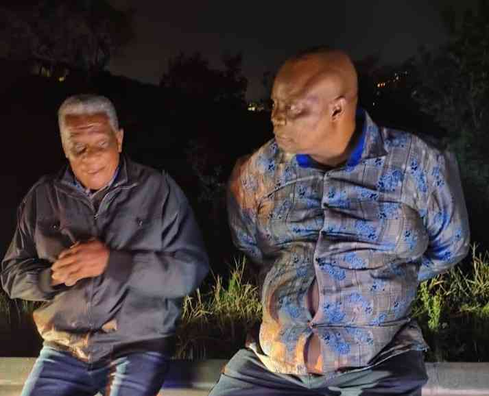 🔵Outspoken opposition politician Job Sikhala says he is lucky to be alive as he  alleged the state has been trailing him to try and pin him down on trumped up charges.
thestandard.co.zw/news/article/2…