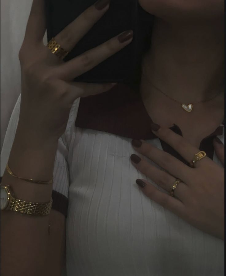 بعنقي سلسال وبقلبي "عتيبي".

͏                       🔥❣️❣️