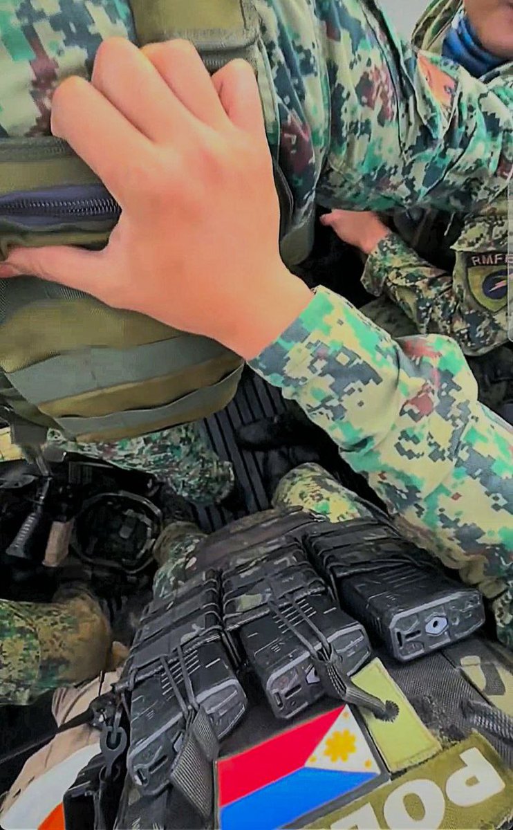 IsnapiSnaps's tweet image. Malakas ang bagyo pero mas magaling ako bumayo 💦💦💦

Jk lang pang pa gud vibes lang.
Ingat lahat.