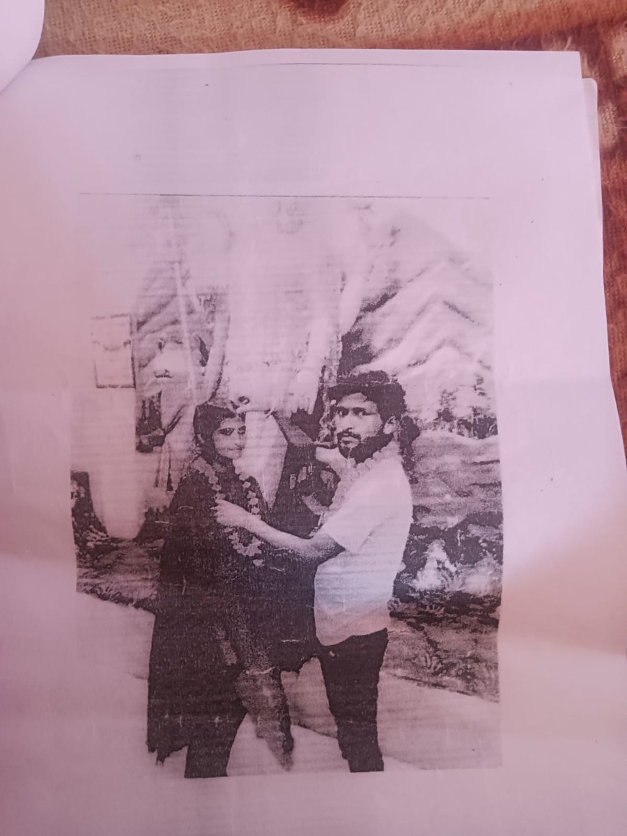 #लखनऊ #मलिहाबाद #रहीमाबाद_थाना क्षेत्र में प्रेम विवाह करके शारीरिक शोषण करने के बावजूद कुछ महीने पास रखने के बावजूद पत्नी से करने लगा दहेज की डिमांड,दहेज की मांग के चलते पत्नी को साथ रखने से इंकार <a href="/Uppolice/">UP POLICE</a> <a href="/lkopolice/">LUCKNOW POLICE</a> <a href="/dcp_north/">DCP NORTH LUCKNOW</a> <a href="/dgpup/">DGP UP</a> <a href="/razvi_osama/">Osama Razvi, اسامہ ریزوی</a> <a href="/AU_UPNews/">Amar Ujala Uttar Pradesh</a> <a href="/ABPNews/">ABP News</a> <a href="/bstvlive/">भारत समाचार | Bharat Samachar</a>