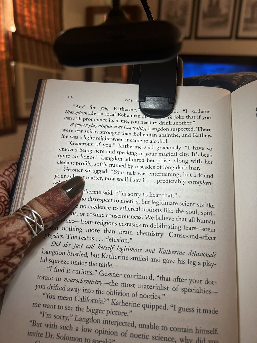 VpNavanita's tweet image. So many books to be read for pleasure, many to be reviewed, many research papers to be written…the #language of the written work keeps me sane! 
I have just one fervent prayer to the almighty, and that is, may he keep my eyes intact till the end. 
#vss365