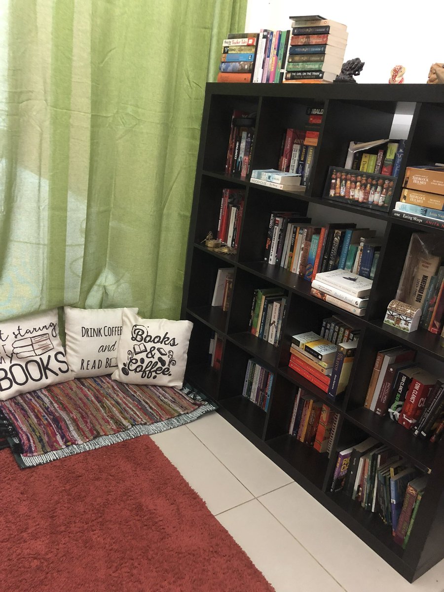 VpNavanita's tweet image. So many books to be read for pleasure, many to be reviewed, many research papers to be written…the #language of the written work keeps me sane! 
I have just one fervent prayer to the almighty, and that is, may he keep my eyes intact till the end. 
#vss365