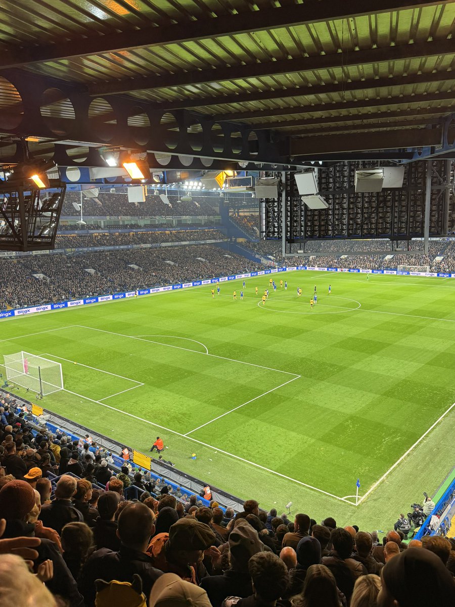 scott_smith9's tweet image. 0-6 🥴, 0-3 🙁, 4-2 😀, 0-3 🫣

Normal service resumed, and one that was 100% expected, on the trip to Stamford Bridge last night. 

Nothing saves Wolves this season and that 4-2 victory at the start of 2024 seems a long time ago now. 

#WWFC