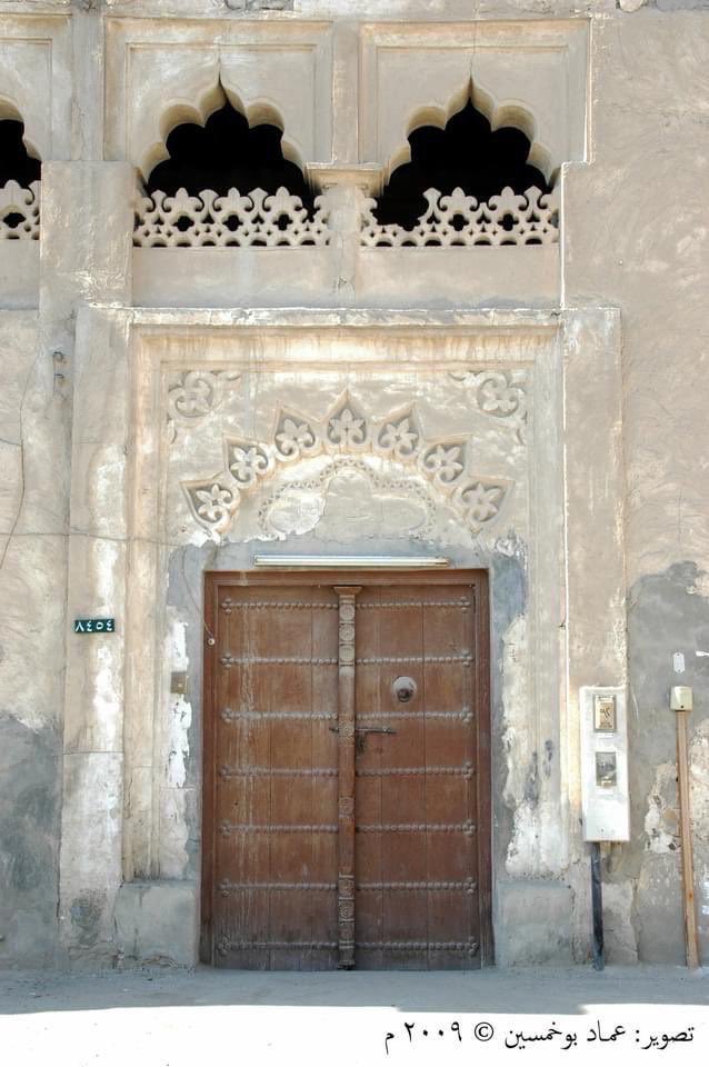 #الأحساء_لا_تتثاءب
عندما تقف على جمال طراز #العمارة_الأحسائية_الإسلاميّة تأمل التكوينات،الإستخدامات،التفاصيل بهذه المدرسةالفنيّة،أثرت في عمارةشرق الجزيرةالعرببةوأبعد
الثيمةالتاريخيّةمن التصميم،المعالجات،المواد،الأثرالإجتماعي والإقتصادي هوالفيصل،اليس كذلك؟
<a href="/mediaeyes2/">عيون الاعلام</a>
<a href="/ahda_alahsa/">هيئة تطوير الأحساء</a>