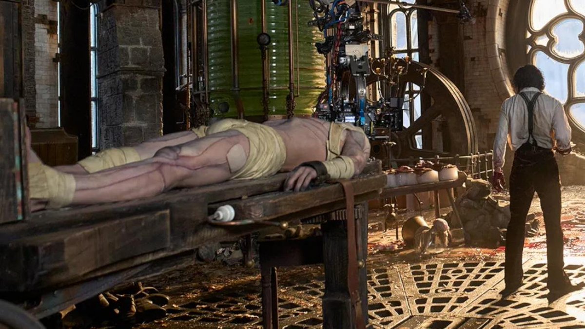 arret_camera's tweet image. On l&apos;a fait avant de filer, le 60ème épisode d&apos;@arret_camera est disponible ! Quatre films au programme du podcast, dont :
- Ce que cette nature te dit
- Smashing Machine
- A House of Dynamite
- Frankenstein

Écoutez-nous ici : open.spotify.com/episode/4dzCCs…

A dans un mois ❤️‍🔥