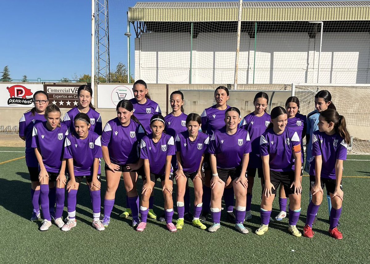 Rauferchamorro's tweet photo. @Merida_femenino ayer, uno de sus dos equipos jugó.

Villanovense “B” 1-4 AD Mérida 

Ambos conjuntos en categoría infantil. https://t.co/RHknXjwnF6