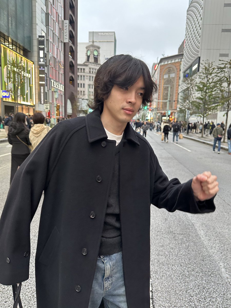 imase_1109's tweet photo. 25歳〜！最近はゲーム作ってるよ〜！２週間近くかけて頑張ったデータが昨日バグで消えました。良い年になりそう〜。。。笑 https://t.co/OY2PCKKquc