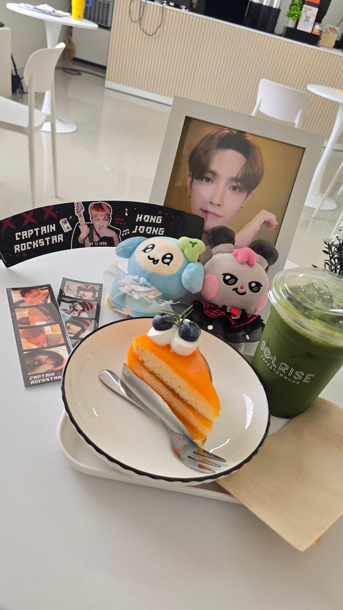 JUNNEBOYZ94's tweet photo. เฟ่ห์ดีมากคั้บ 🫡 #CaptainRockstarHJ https://t.co/SHIM5fbaK9