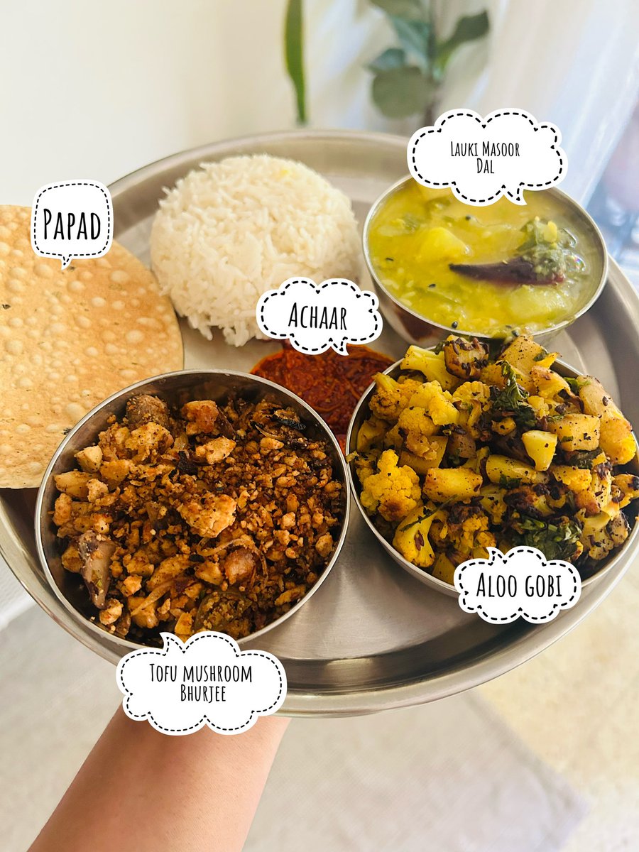 paulaasra's tweet photo. A mini Thali kinda “Sunday”

#balancedmeal #highproteinmeal https://t.co/vOkKs0LR82