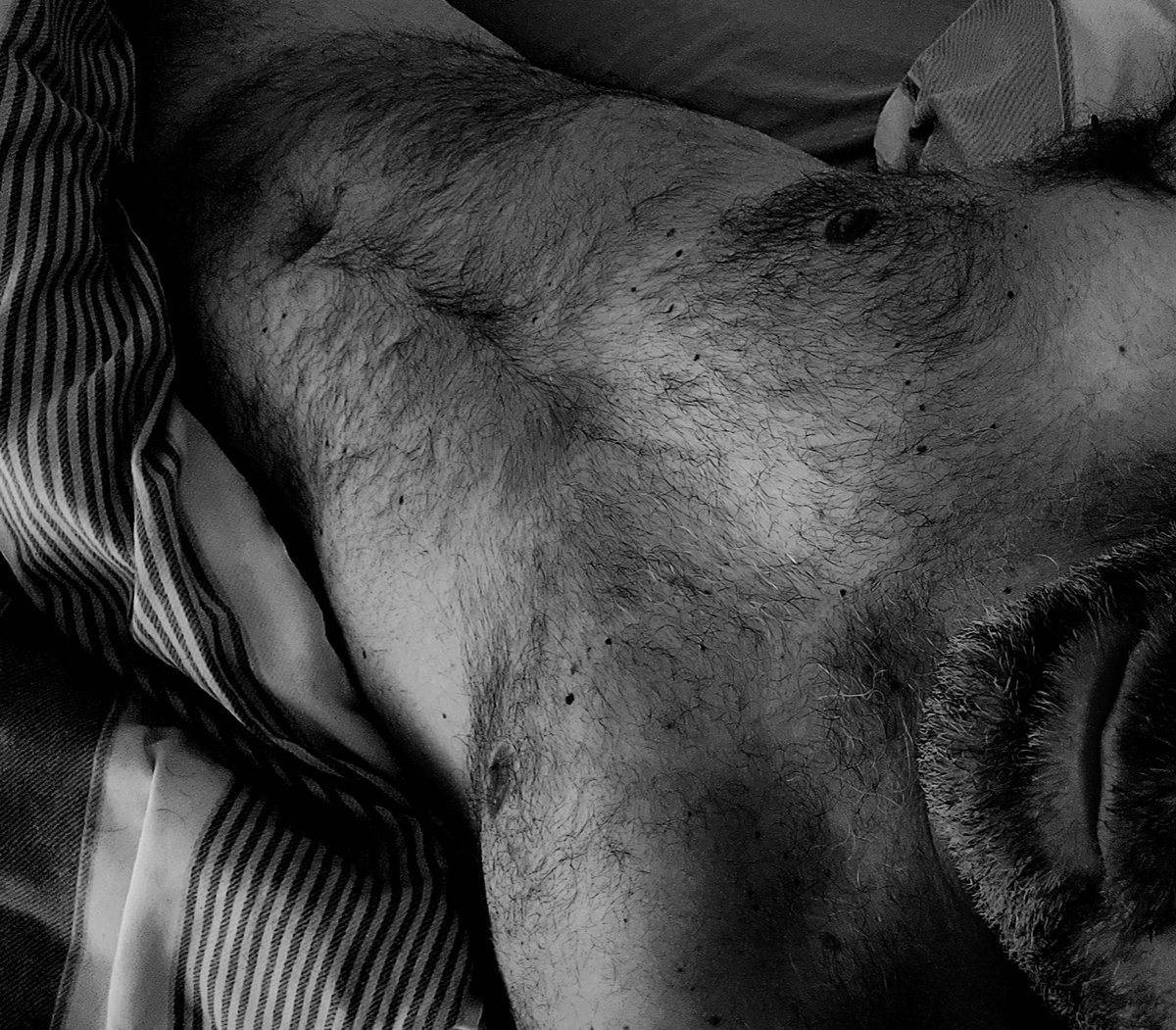 Good morning sinners 😈 I think I'll just stay here for a bit 😉