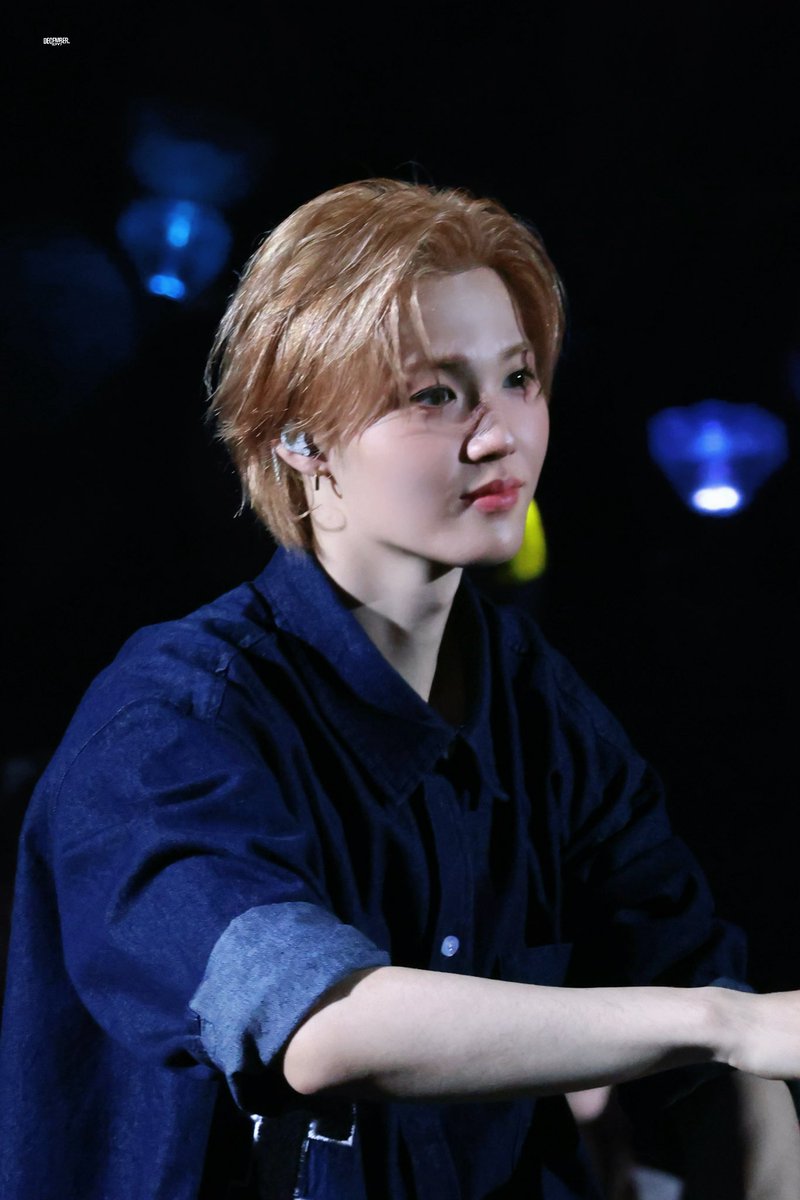 December.DY tweet media