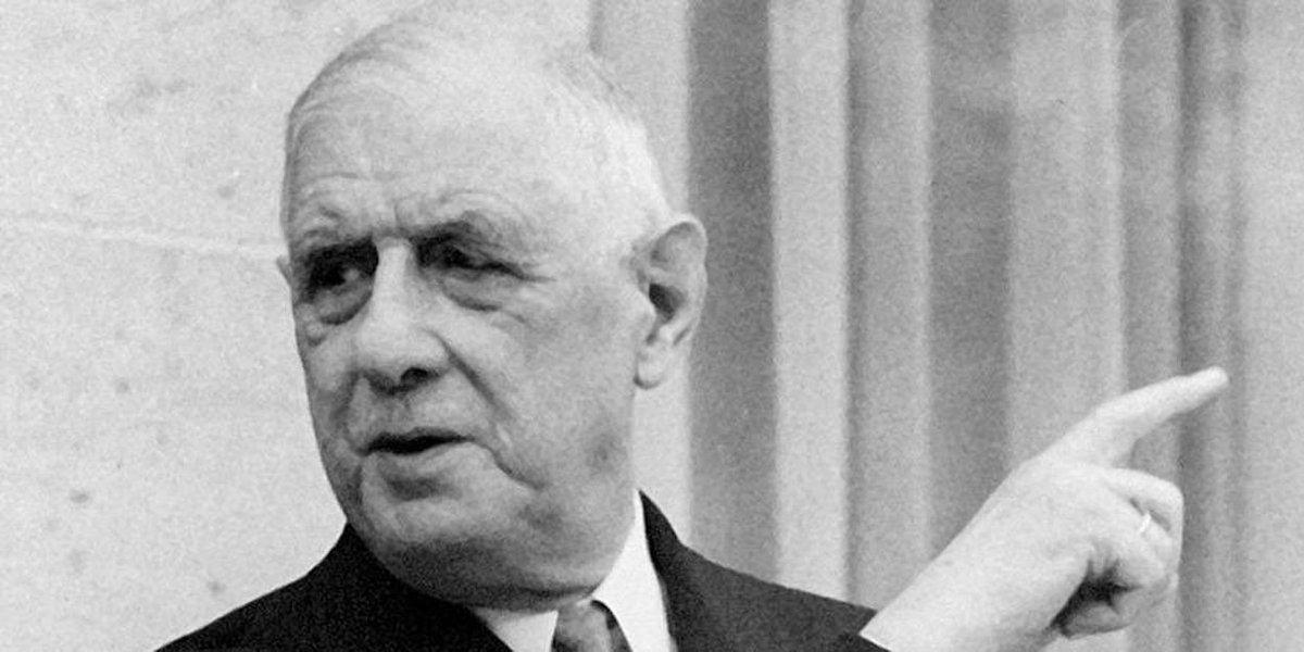 coherence_e's tweet image. Le 9 novembre 1970, à 19h15, Charles de Gaulle meurt paisiblement dans sa maison de La Boisserie, à Colombey-les-deux-Églises (Haute-Marne). Il est pris d&apos;un malaise en faisant une réussite aux cartes. 🇫🇷
