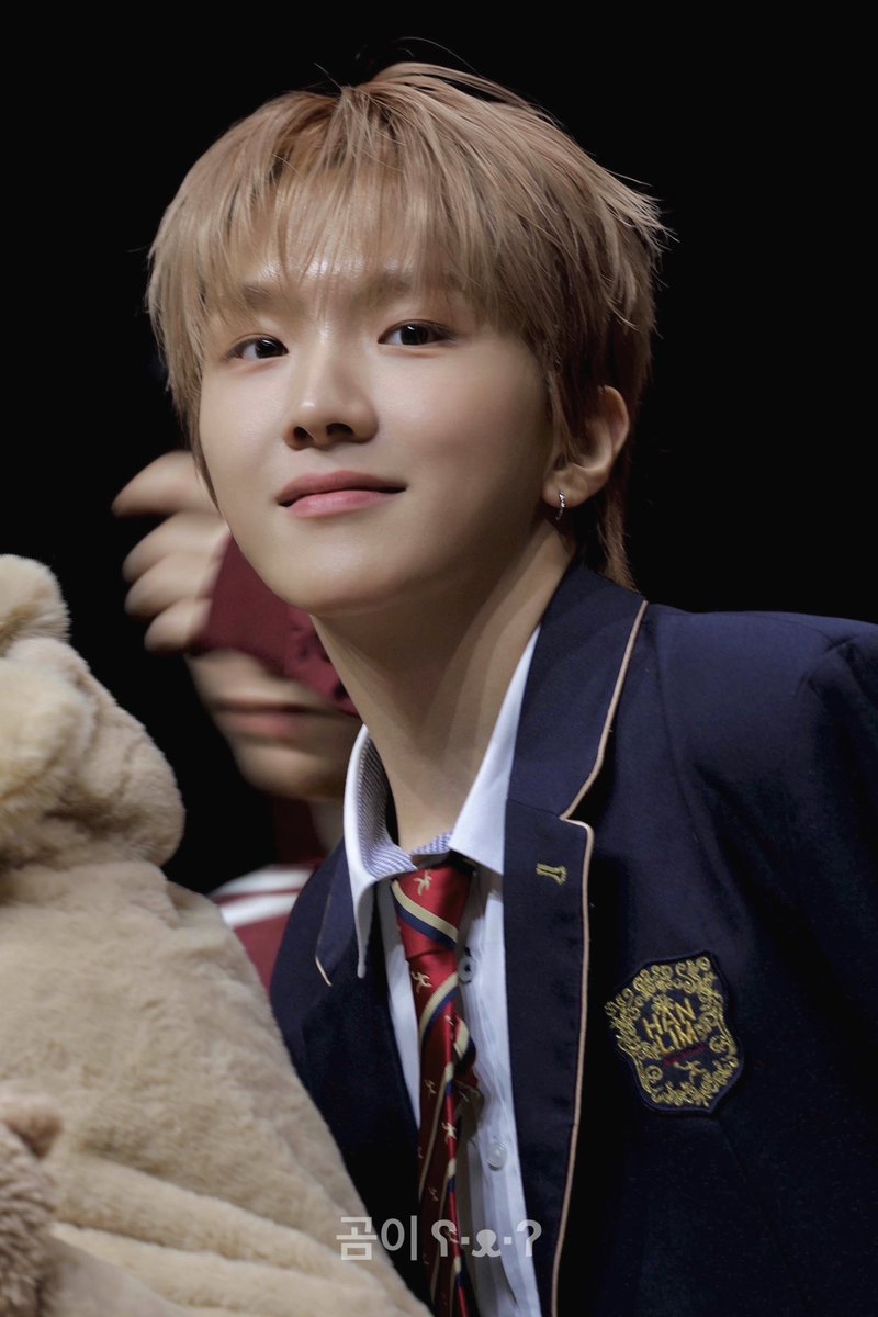 snu99le's tweet image. 251104 뮤직아트

운학이를 불러보자 ~
운학아 ! 🙂

#운학 #WOONHAK #ウナク 
#보이넥스트도어 #BOYNEXTDOOR