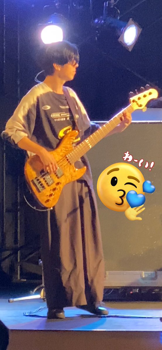 fp_gnk1127's tweet image. flumpool楽しすぎたー！！！
帰り道で学生さんが｢flumpool見た？｣｢見た！｣｢どうだった？｣｢最高だった！｣って会話してたり、｢ボーカルはヤマムラさん？ヤマウラさん？｣って話しながら調べたりしてて、ニマニマしながら帰ってきた(   ᷇࿀ ᷆  )♡