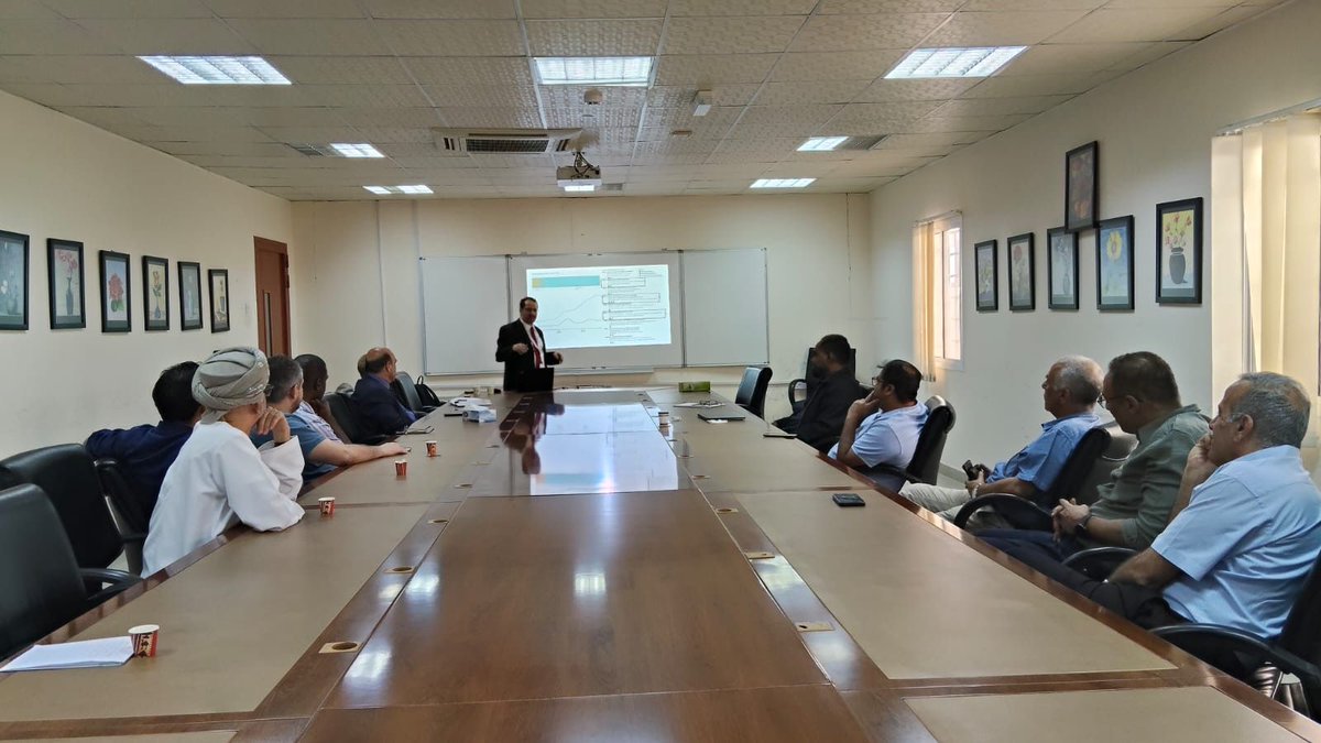 Soharuniv's tweet image. قدّم كرسي اليونسكو الإقليمي للجودة والكفاءة في تقنيات الطاقة المتجددة والمستدامة الناشئة،  ندوةً في جامعة نزوى بعنوان &quot;كرسي اليونسكو الإقليمي للجودة والكفاءة في تقنيات الطاقة المتجددة والمستدامة الناشئة&quot; و&quot;من التحول إلى التحسين: بناء مستقبل فعّال للطاقة في عُمان&quot;. سلّطت الندوة…