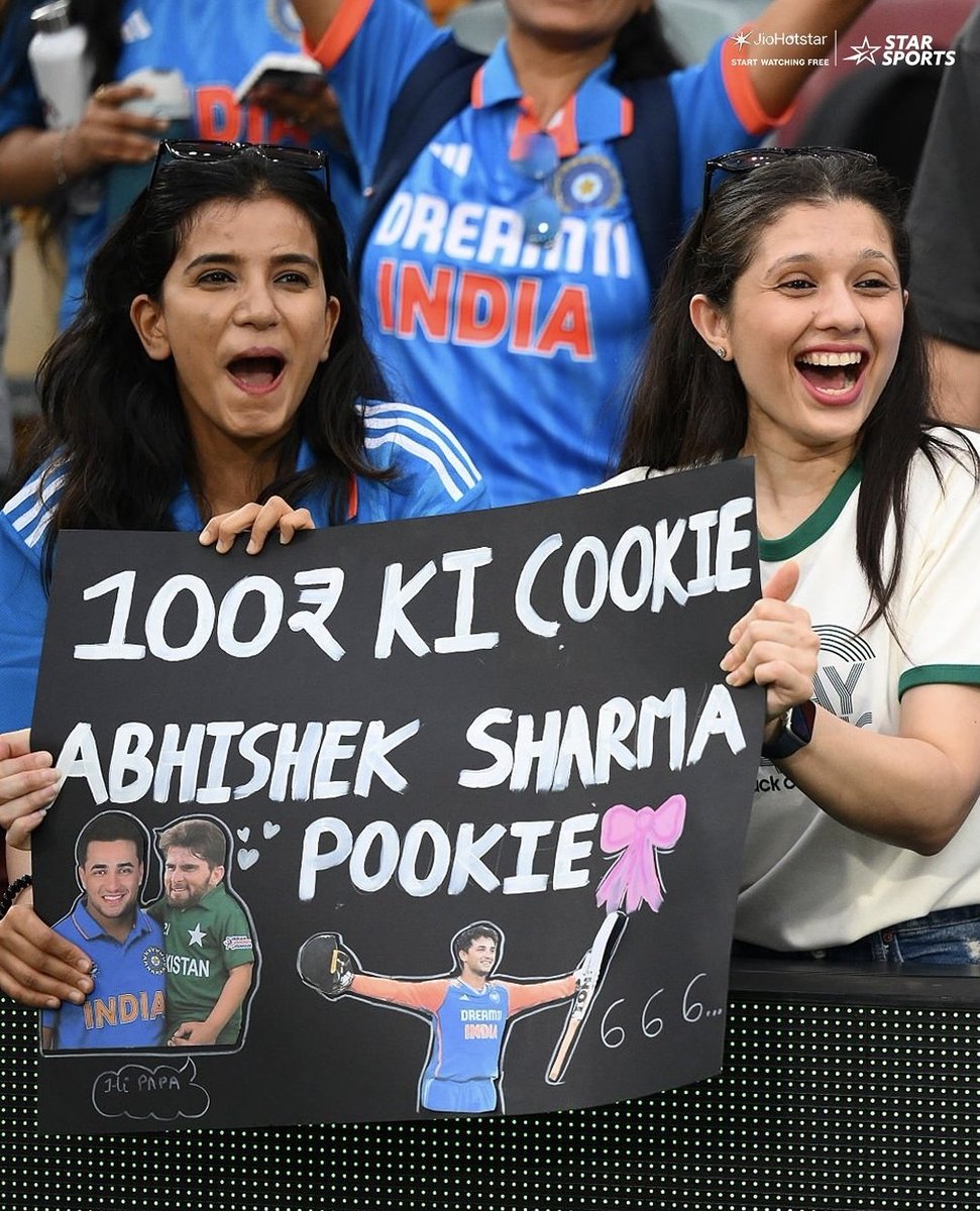 Abhishek_Fan_'s tweet image. FANS WITH SPECIAL POSTER FOR ABHISHEK SHARMA AT GABBA YESTERDAY. 🔥

#AbhishekSharma | #AUSvIND
