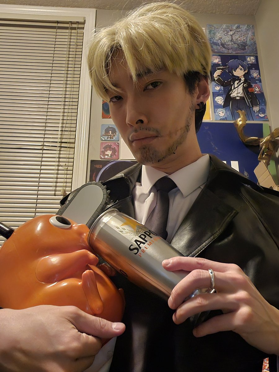 auzziejlee's tweet image. babysitting this weird ass dog