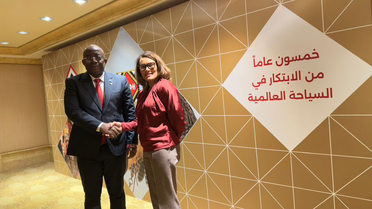 MOISOMALIA's tweet image. Minister @DaudAweis  held a meeting in Riyadh, Saudi  where the United Nations World Tourism Organization Global Tourism Conference is taking place with senior officials from the #UNWTO. The Minister met with Director for Africa, Elcia Grandcourt &amp;amp; Director of IR, Beka Jakeli.