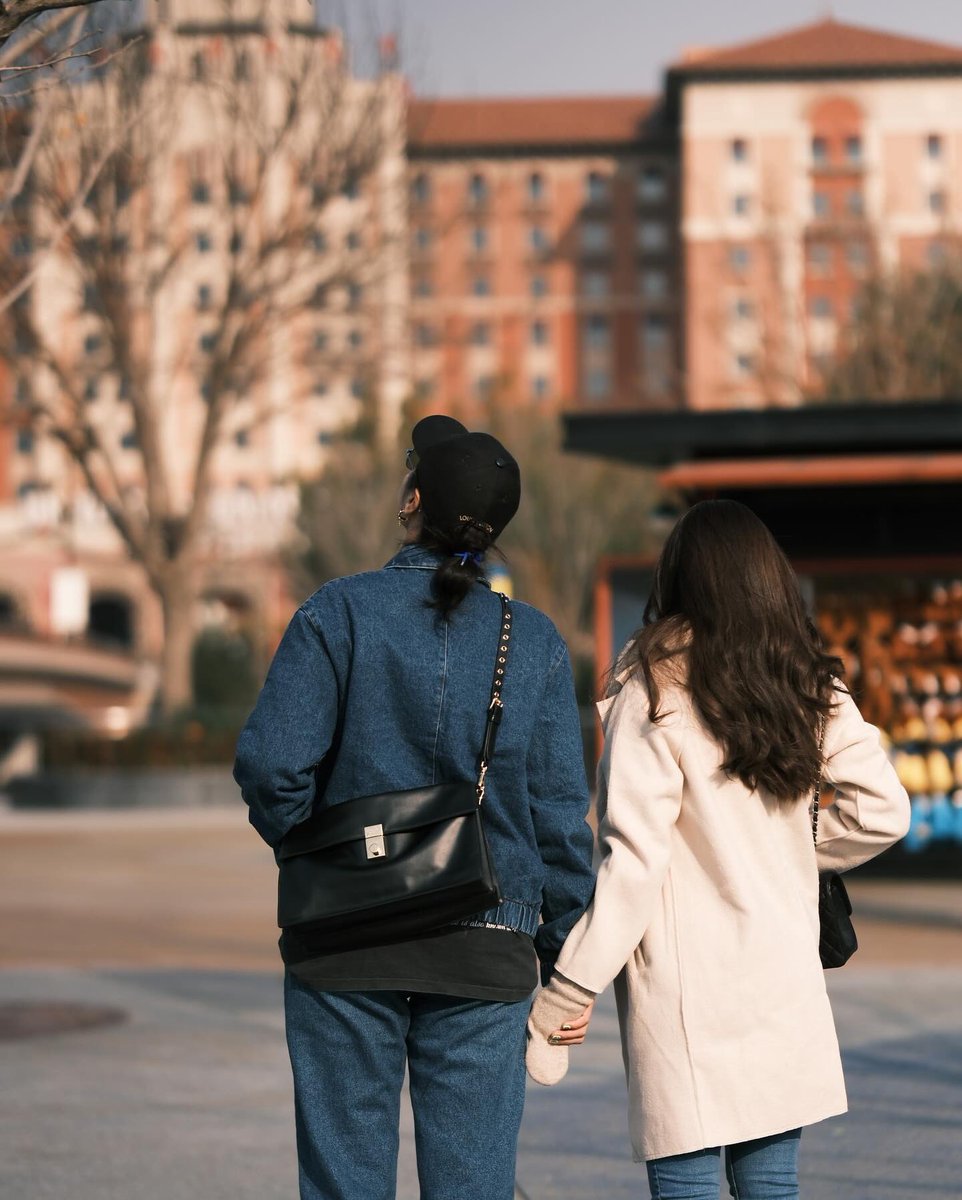 Faye: "We've never had problems with each other to the point of not being able to work together. Never have."

WE REALLY DO BELIEVE.🥺🥺🥺
BABEBIES ALWAYS BE HERE FOR BOTH OF YOU FOREVER. WE NEVER GO ANYWHERE.🙏🌻🫧🤍♾️

#FayePeraya #FabelEntertainment