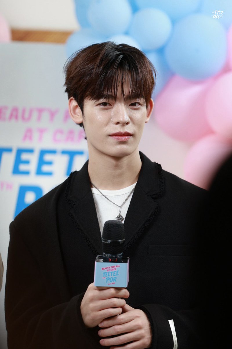 🐻‍❄️🩵

PTTP X ITSSKIN

 ⋆.˚ #ITSSKINxTeeTeePor 🐾 ⋆
#PorSuppakarn ; <a href="/porsuppakarn/">porsuppakarn</a>