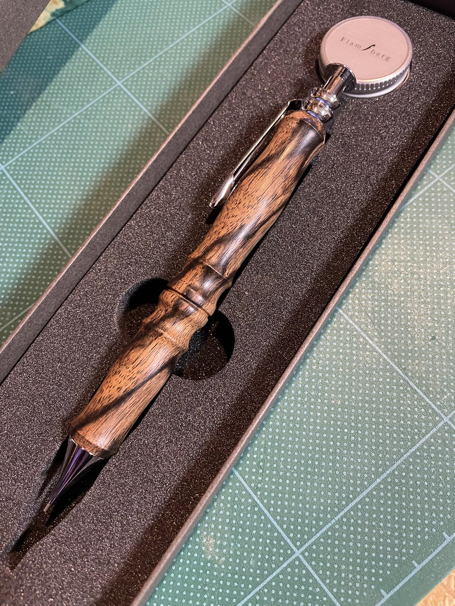 いーしー flamberg b554a982006629a4918ce1708e800a