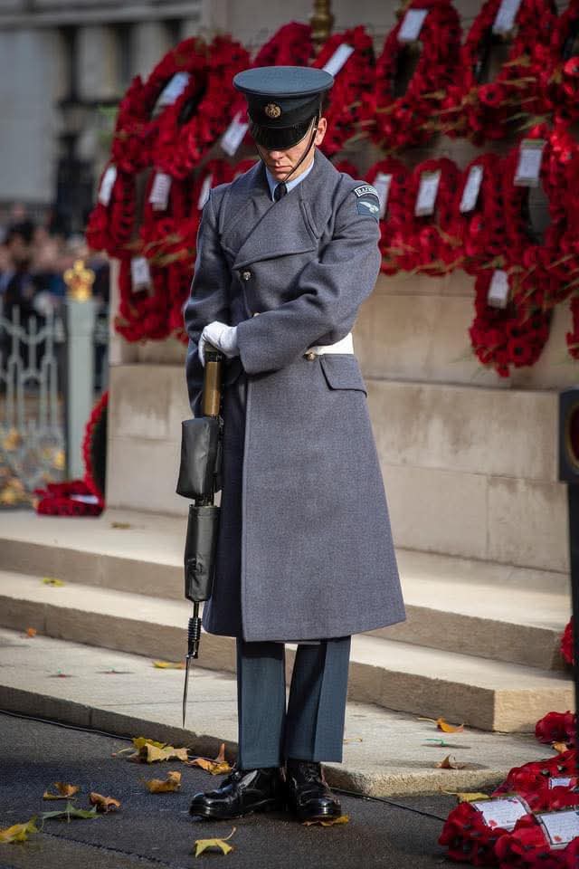 Commander_GE's tweet photo. Today, we pause to remember those who gave their lives in service to our nation. Their courage, sacrifice, and devotion to duty will never be forgotten. https://t.co/8f2Wg4Qtmx