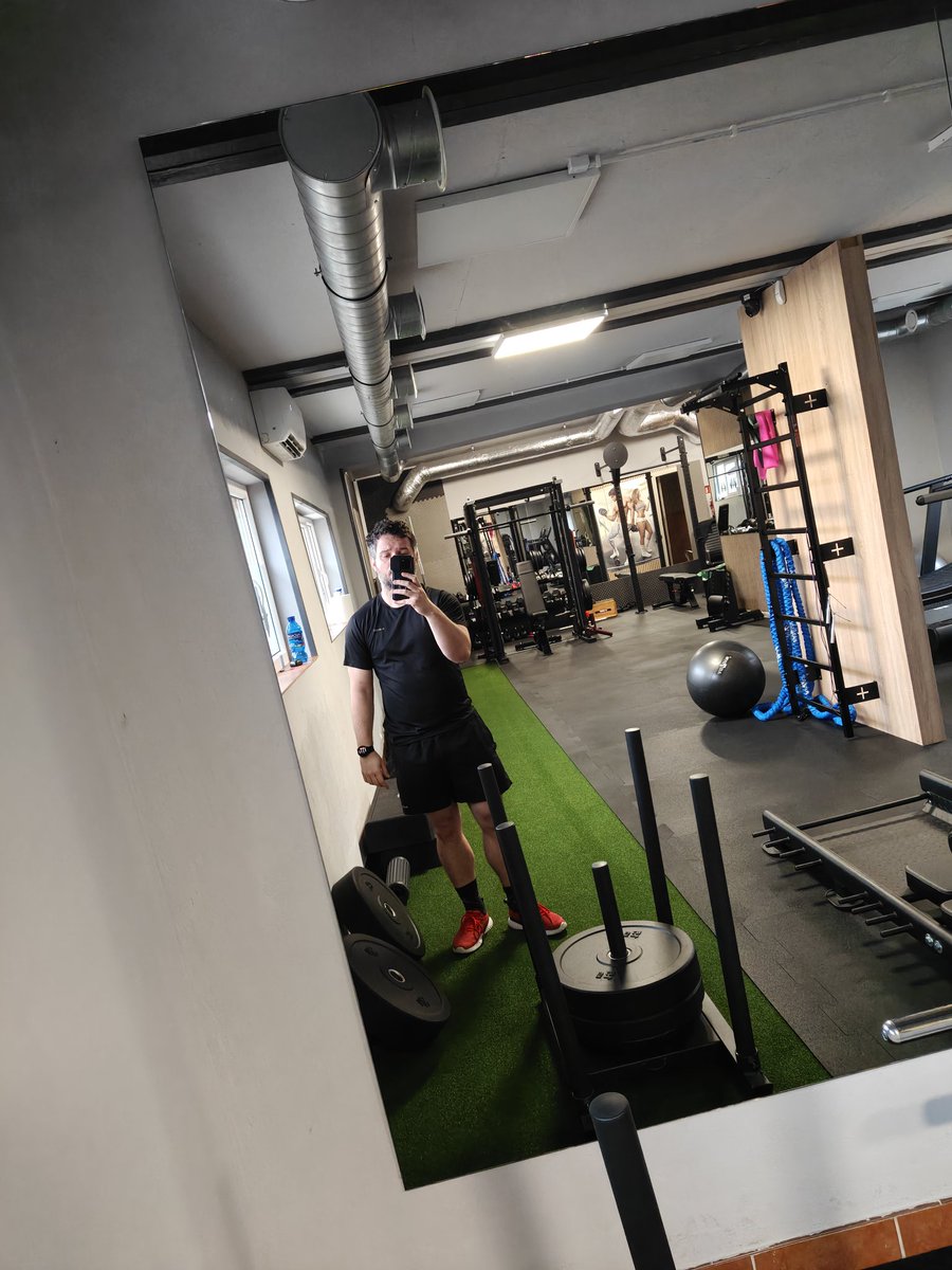 doopeck's tweet photo. Po choróbsku trzeba w końcu się coś rozruszać 😎 #GymLife #gymDad #gymCheck https://t.co/YF1g7OxCIY