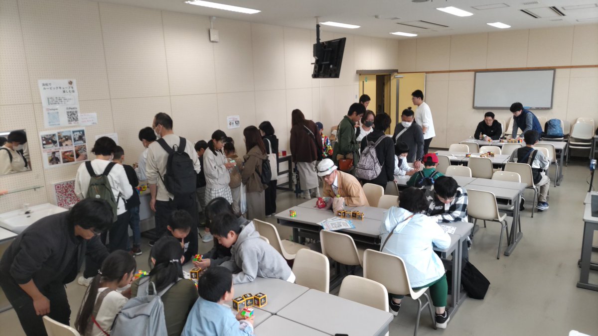 plusplusOH's tweet image. 今日は静大祭でした！
6年前とか9年前の僕のパフォーマンスを見たことがある人が来てくれてうれしかったです！
時間足りなかったけど2日分楽しみました！