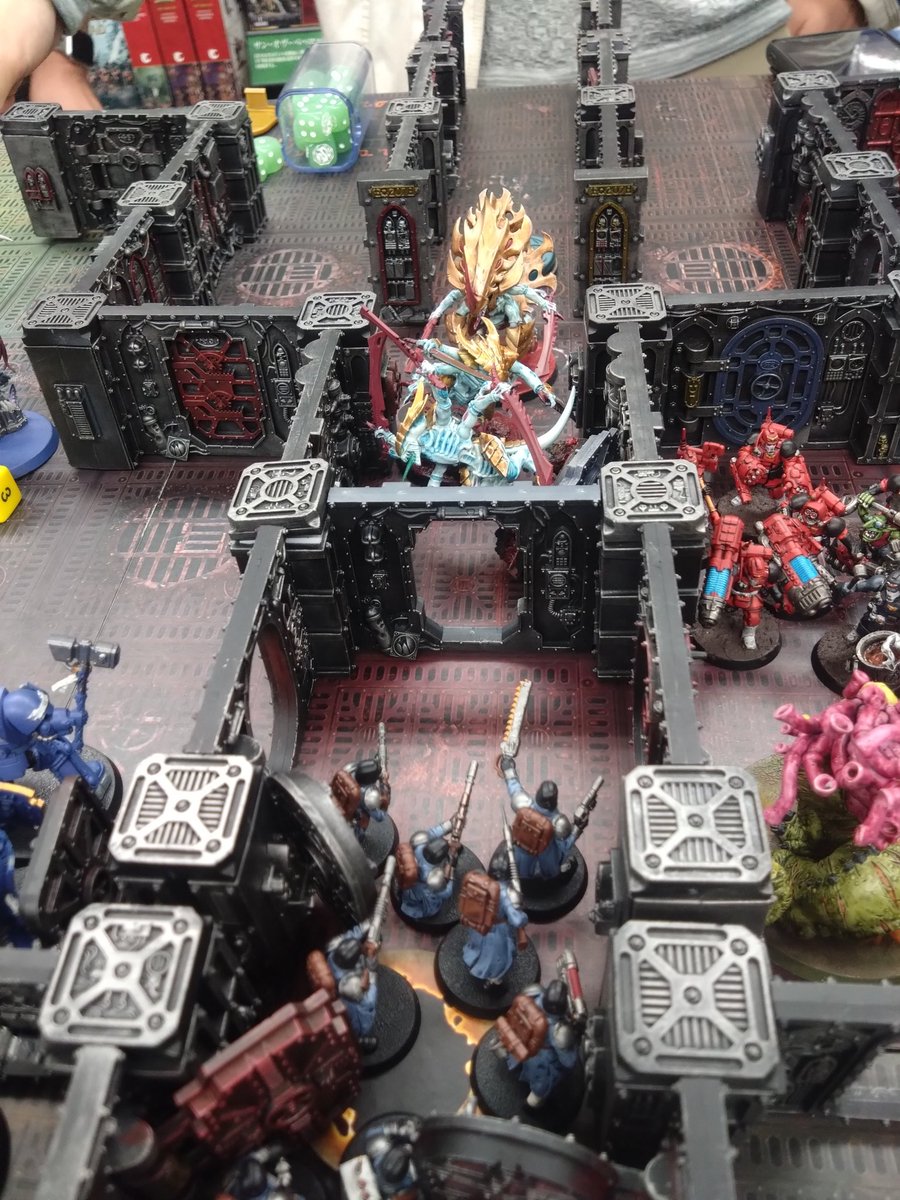 shin08188's tweet image. 初めてのゲーム
１ユニットで8人が２チームに別れ対戦しました。クリーグでティラニッドウォリアーを撃破しましたが、後のターンで全滅。
とても面白かったです。
対戦していた方々ありがとうございました。
＃ウォーハンマー